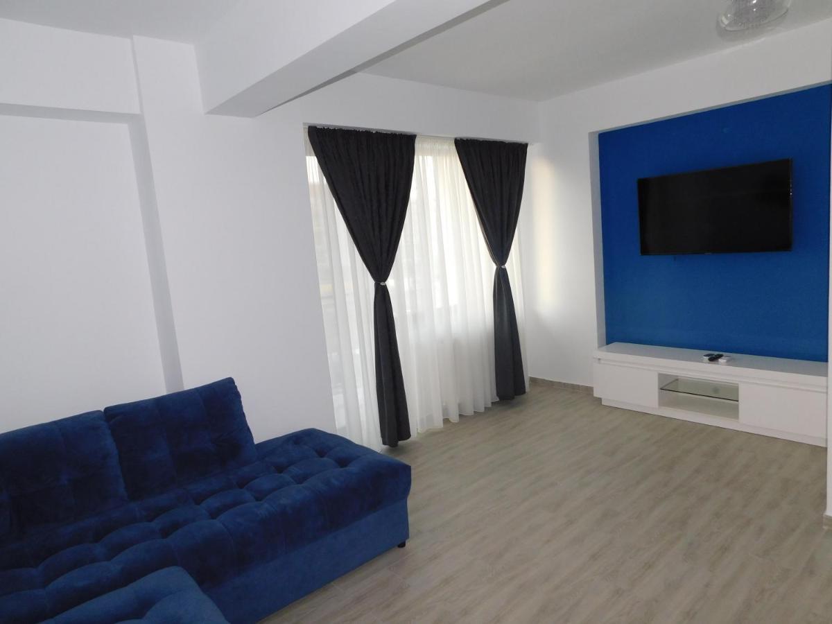 Cristian Apartment Нэводари Экстерьер фото